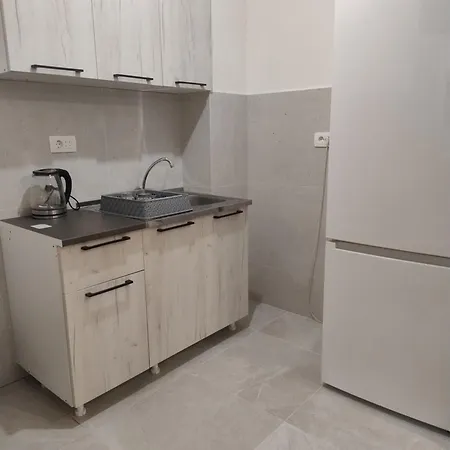 Grey Central Point * פודגוריצה